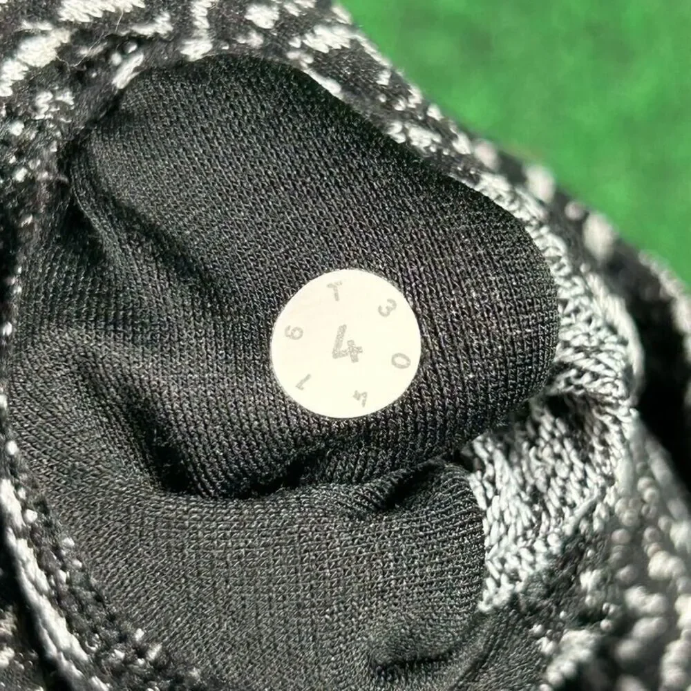 Lululemon Wunder Under High Rise Crop Size 4 Leggings Black & White High Waisted